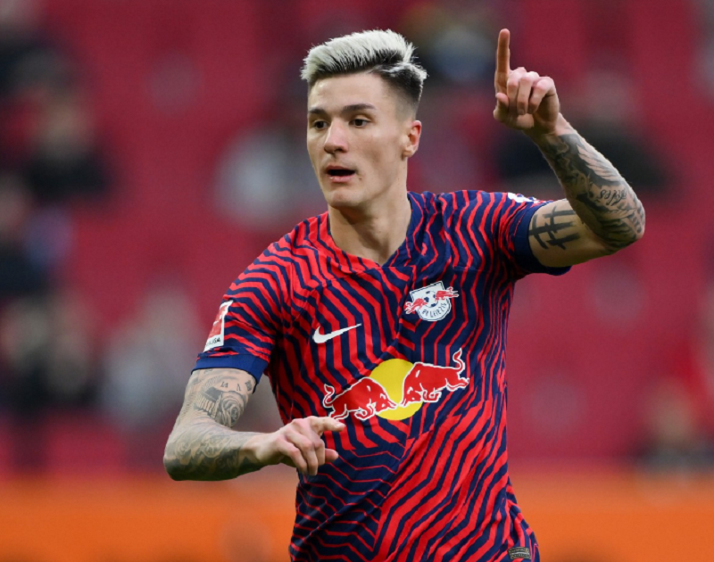 Chelsea bất ngờ tăng tốc, đẩy Arsenal vào thế bị động trong thương vụ Benjamin Sesko