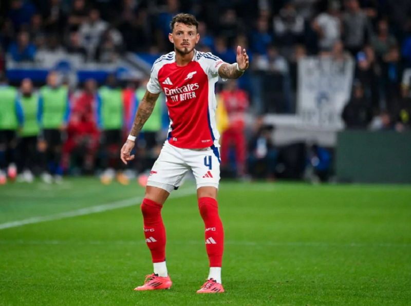 Saliba thẳng thắn nhận lỗi, tôn vinh Kepa sau đêm nghẹt thở ở Carabao Cup